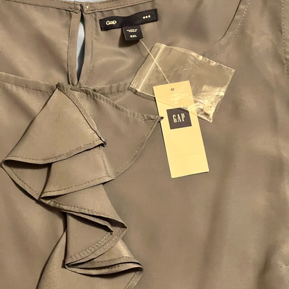 Women’s Gap Blouse